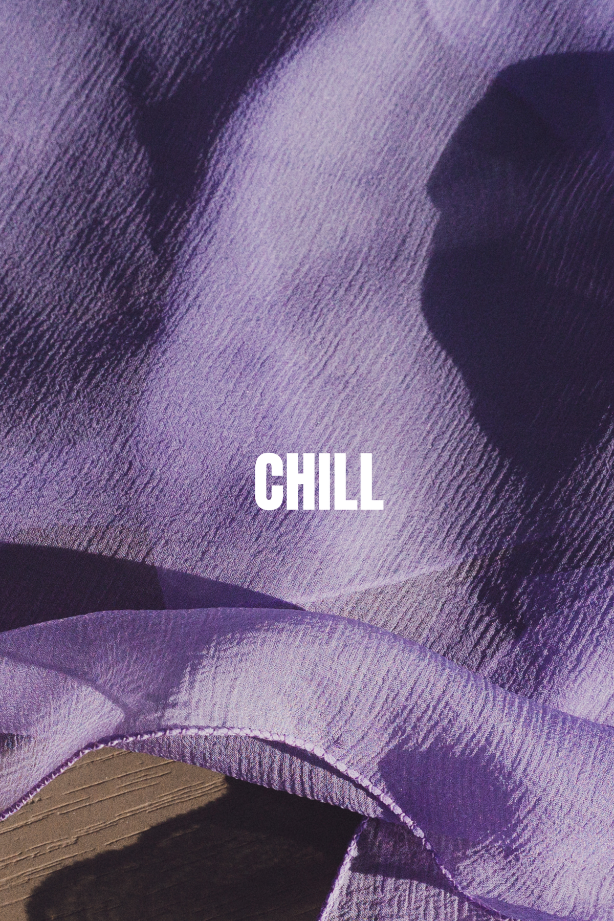 Voile de mariée lilas CANEZAN en mousseline, avec le mot « Chill »